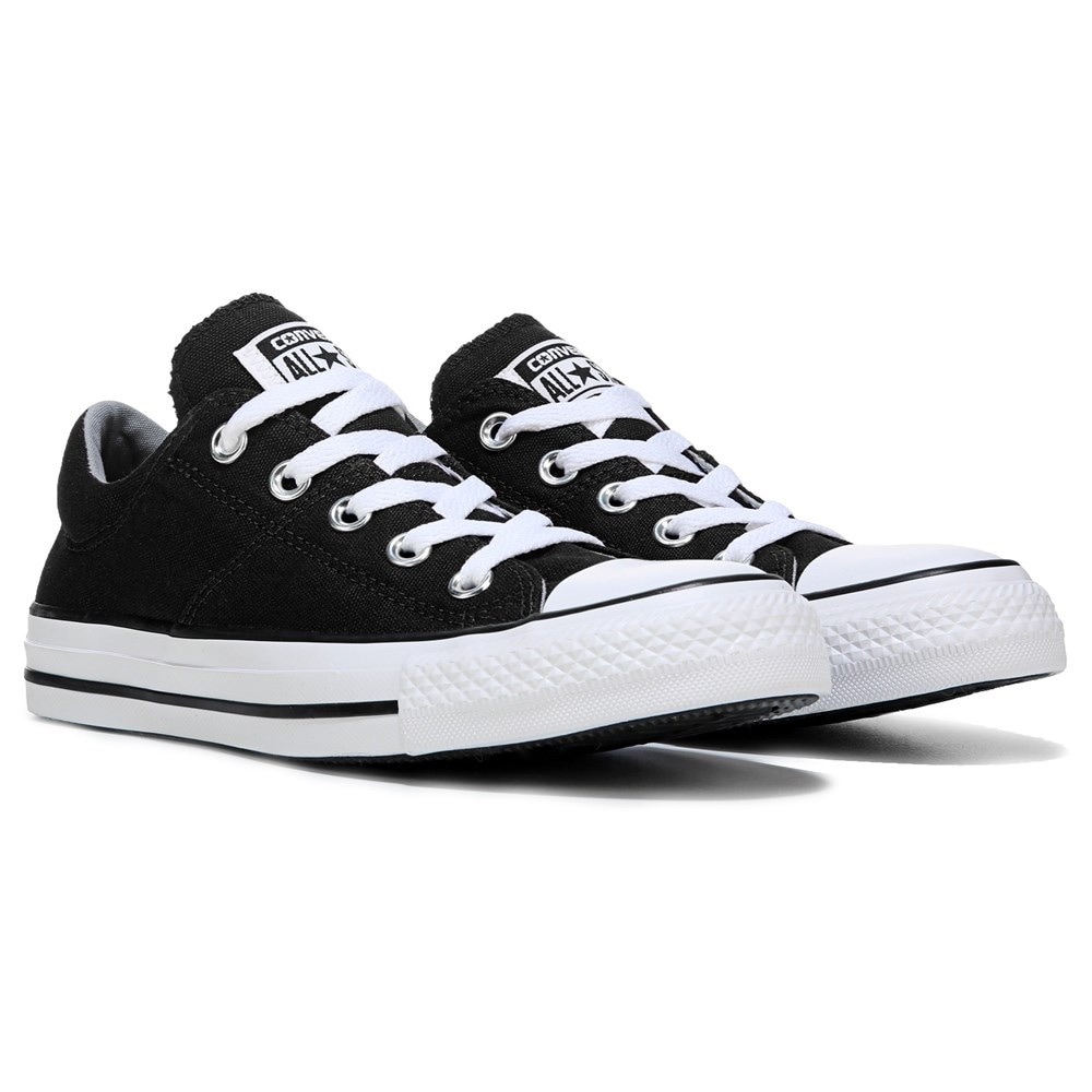 Women's Chuck Taylor All Star Madison Low Top Sneaker Size 9